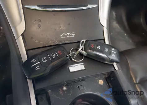 2013 Lincoln Mkz Hybrid из США, поврежденный, VIN 3LN6L2LU8DR818010